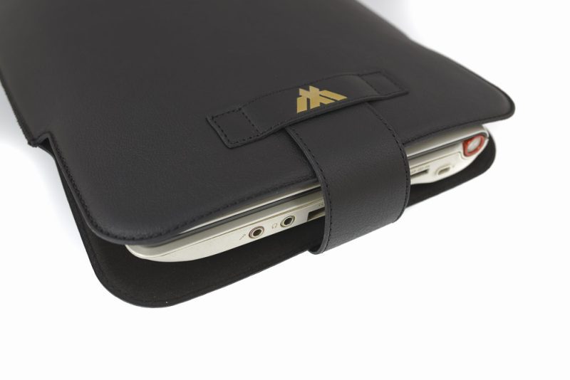 fotograf de produs, fotografie comerciala, studio foto iasi, fotograf silvestru petru, woop leather