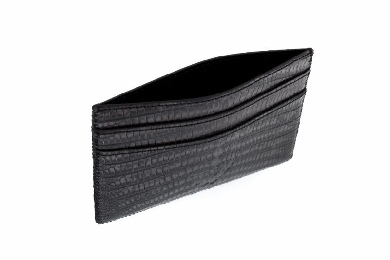 fotograf de produs, fotografie comerciala, studio foto iasi, fotograf silvestru petru, woop leather