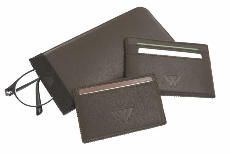 fotograf de produs, fotografie comerciala, studio foto iasi, fotograf silvestru petru, woop leather