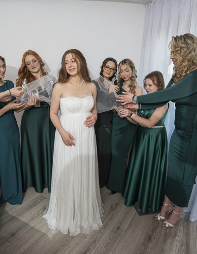 fotograf de nunta, fotograf de nunta iasi, nunta iasi, studio foto iasi, rochii mireasa, foto comercial, fotograf nunta Iasi, Vaslui, Bacau, Suceava, Botosani, Galati, trash the dress, Silvestru Petru